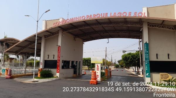 Terreno Caixa em FRONTEIRA / MG - 1444420109482