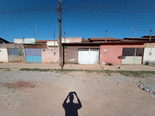 Casa Caixa em VALPARAISO DE GOIAS / GO - 8444403571953