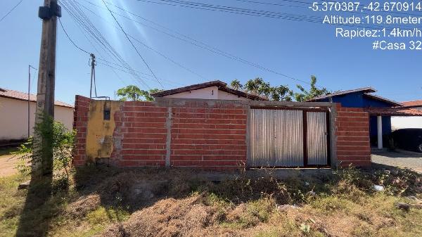Casa da Caixa em DEMERVAL LOBAO / PI - 8444408367823