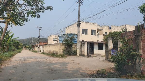 Casa da Caixa em SAO GONCALO / RJ - 8444408725703