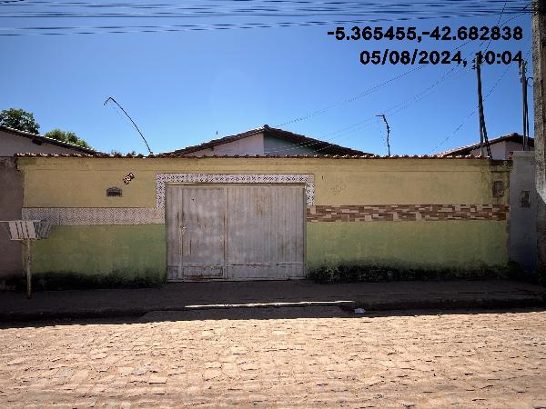 Casa da Caixa em DEMERVAL LOBAO / PI - 8444409030210