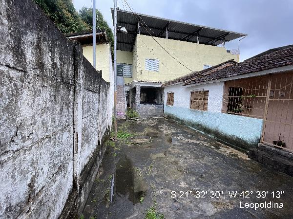 Casa da Caixa em LEOPOLDINA / MG - 8444411195302