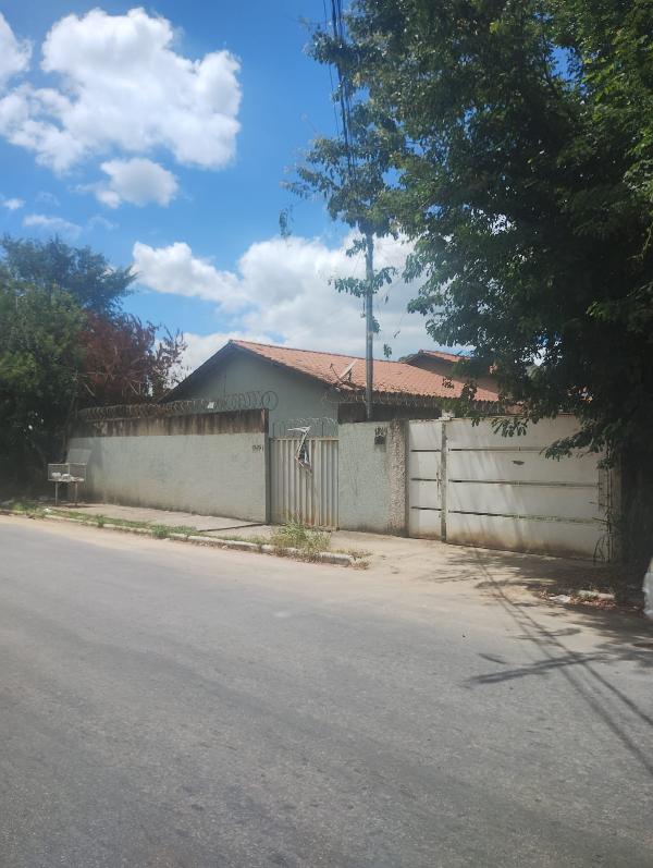 Casa da Caixa em ESMERALDAS / MG - 8444413052525