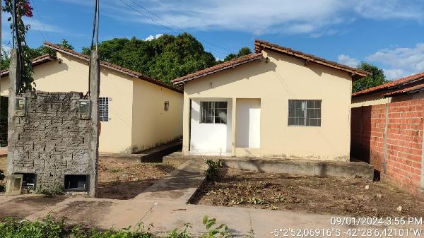 Casa da Caixa em ALTOS / PI - 8444416442421
