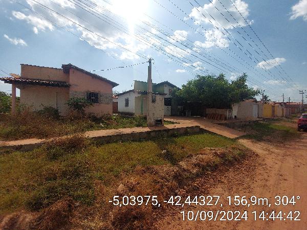 Casa da Caixa em ALTOS / PI - 8444417430958