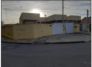 Casa Caixa em CURITIBA / PR - 8444417663472
