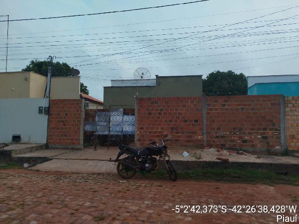 Casa da Caixa em ALTOS / PI - 8444425190359