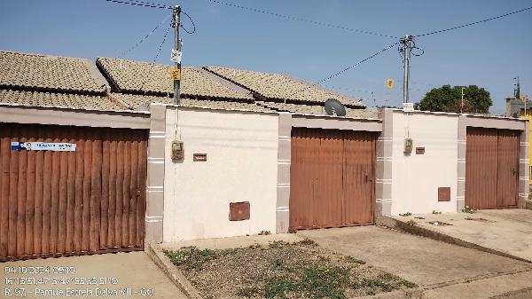 Casa Caixa em LUZIANIA / GO - 8444425367313