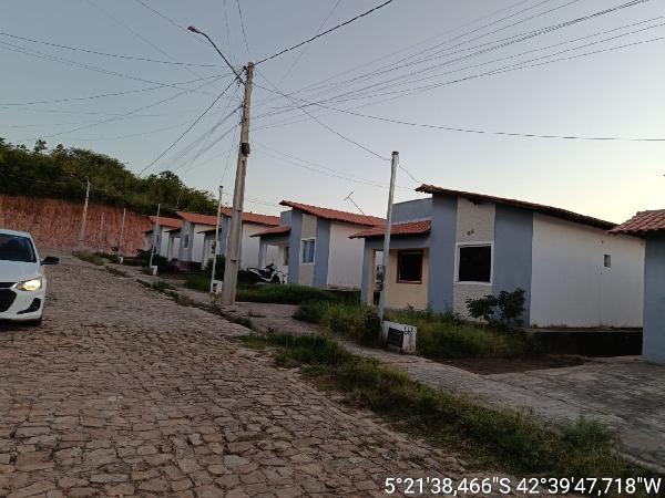 Casa da Caixa em DEMERVAL LOBAO / PI - 8444425708765