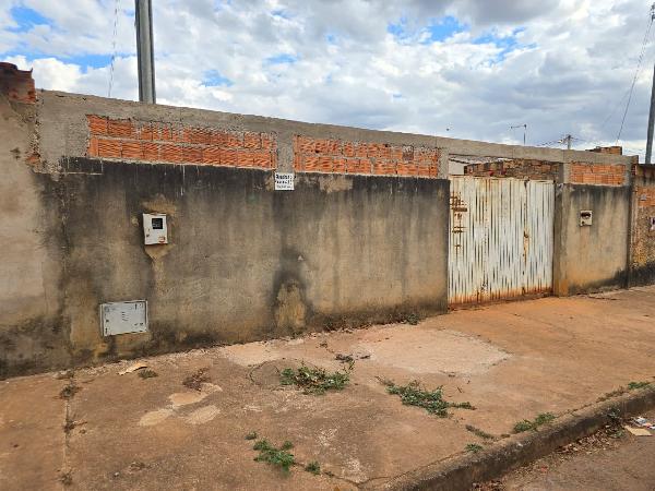 Casa da Caixa em SANTO ANTONIO DO DESCOBERTO / GO - 8444430486449