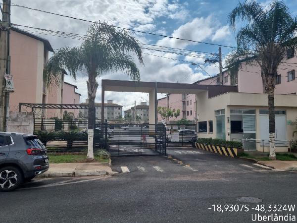 Apartamento Caixa em UBERLANDIA / MG - 8555522725042