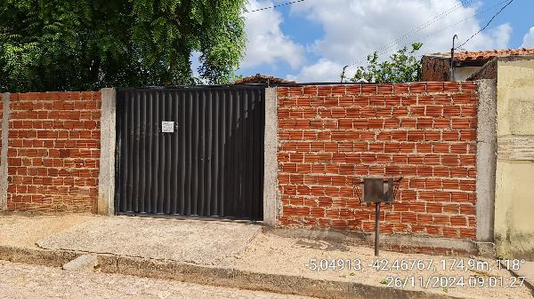 Casa da Caixa em ALTOS / PI - 8555535637465