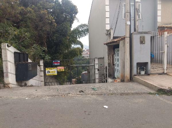 Casa Caixa em VOLTA REDONDA / RJ - 8444415180172