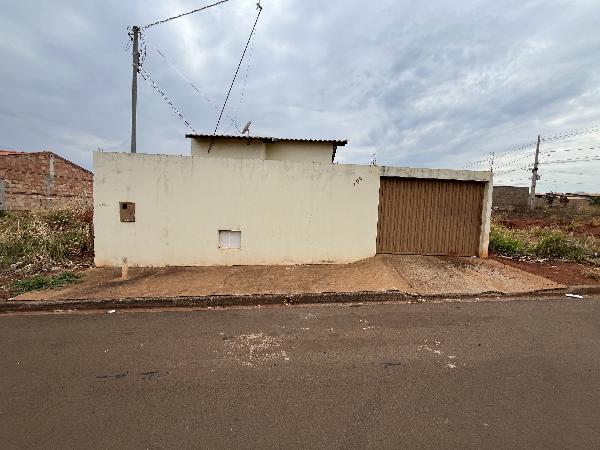 Casa da Caixa em FRUTAL / MG - 8444422692906