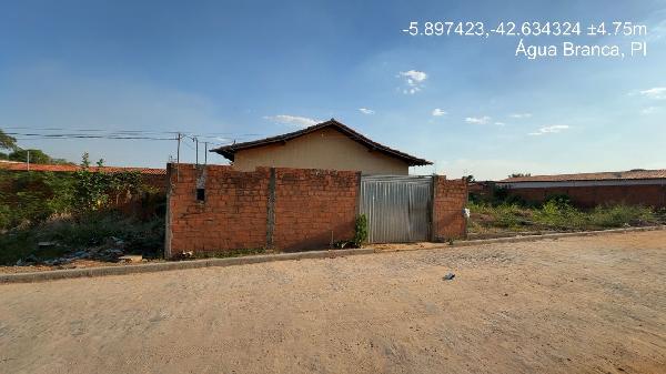 Casa da Caixa em AGUA BRANCA / PI - 8444402386338