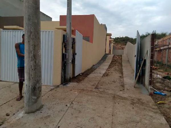 Casa da Caixa em SAO GONCALO / RJ - 8444426510721