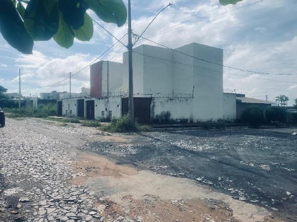 Casa da Caixa em DIVINOPOLIS / MG - 8444423692985