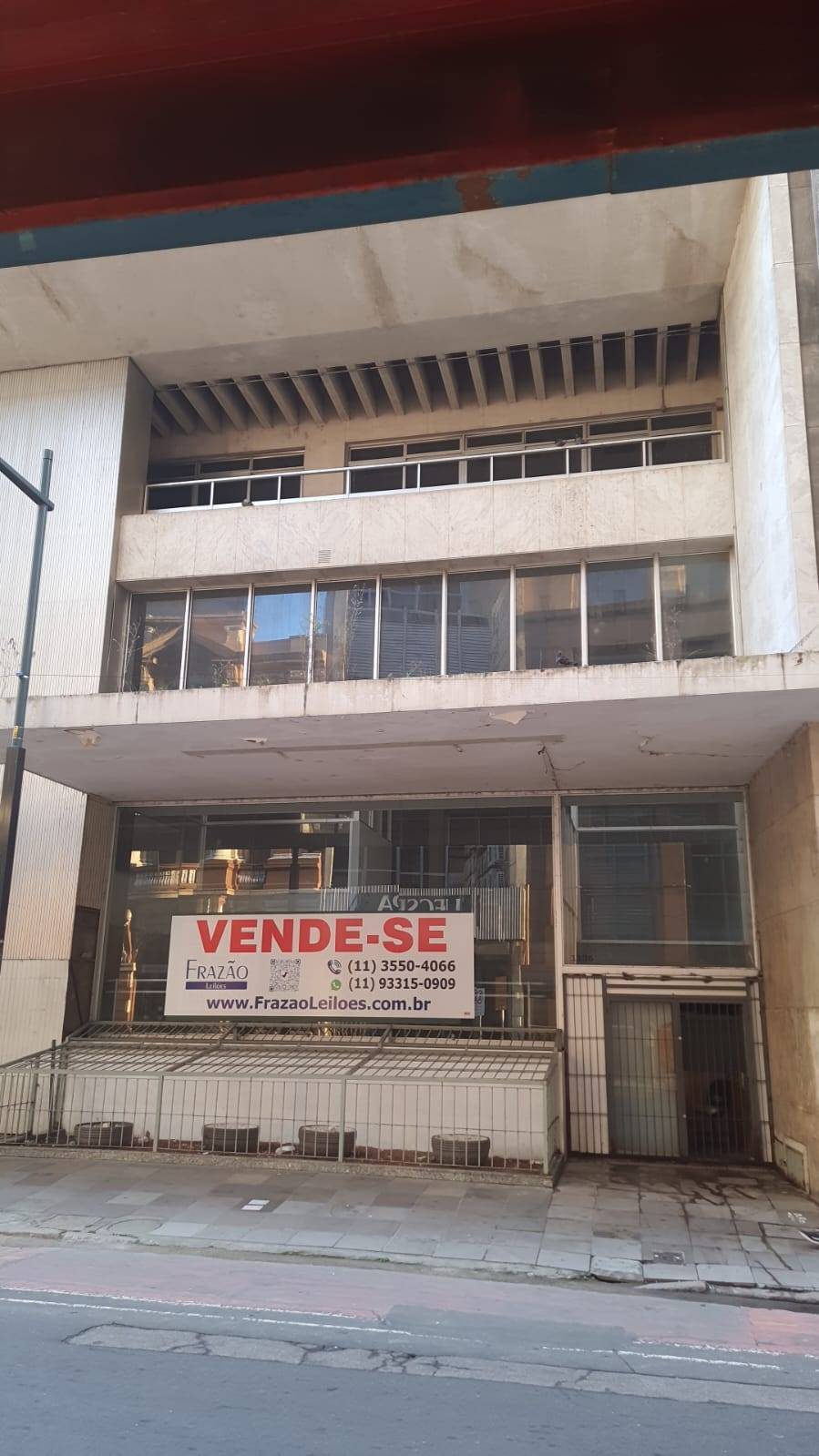 Ex-agência do Santander em PORTO ALEGRE / RS - 02.15350