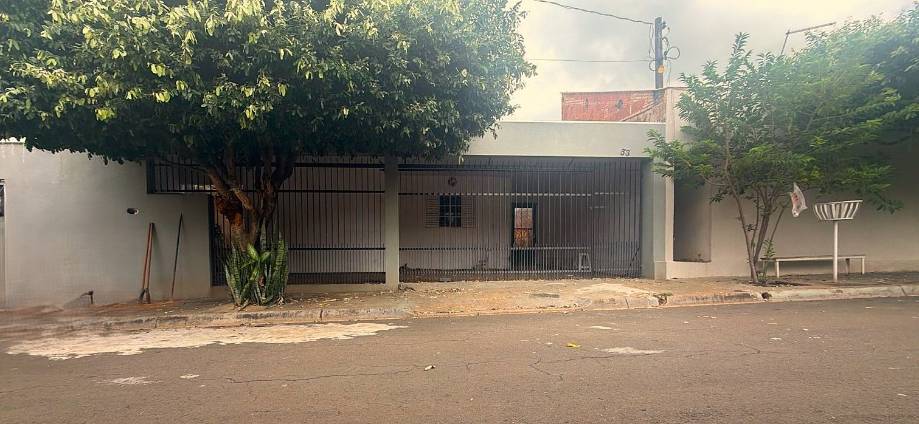 Casa do Santander em PENÁPOLIS / SP - 02.24814