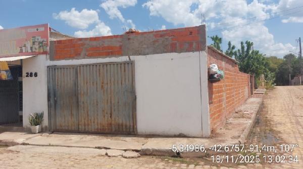 Casa da Caixa em DEMERVAL LOBAO / PI - 8444416370927